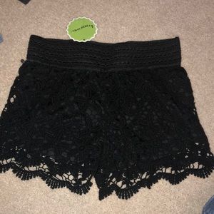 Lace shorts- black